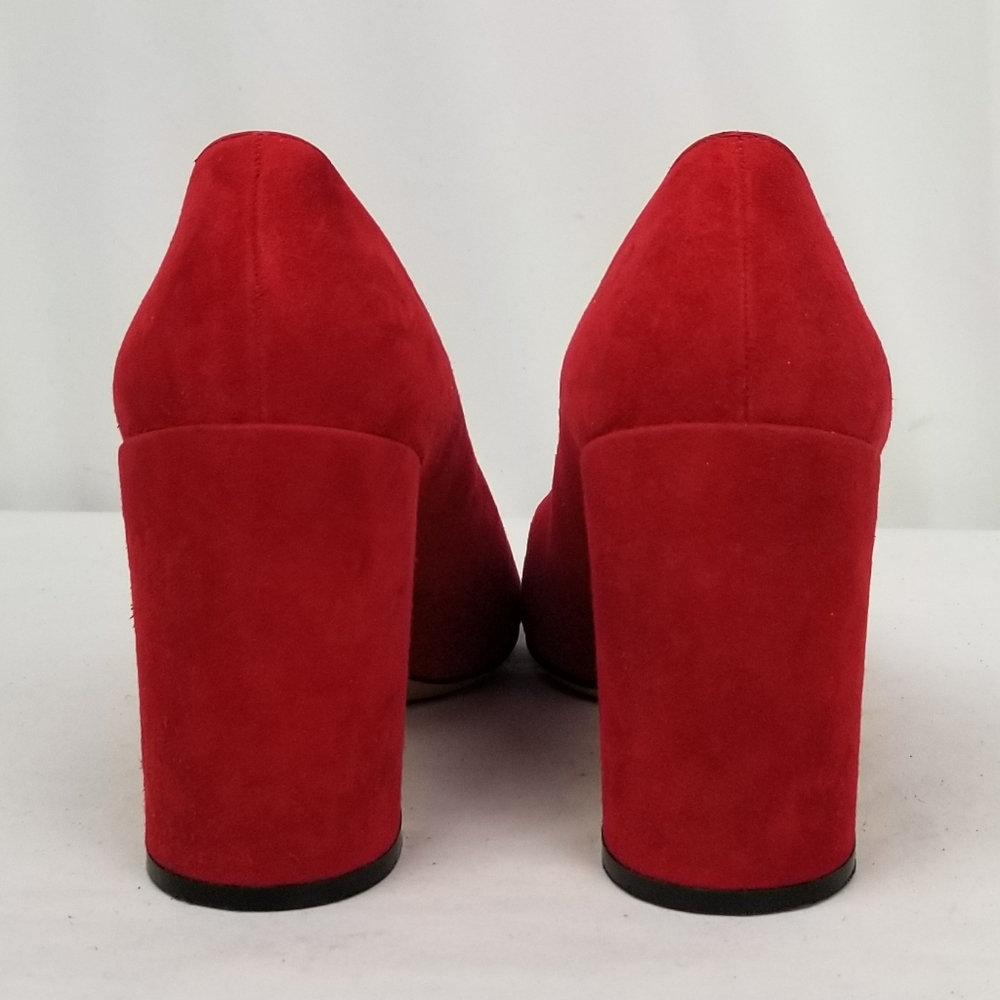 Salvatore Ferragamo  Arrezo Red Suede Block Heel Pumps 8 - Picture 5 of 9